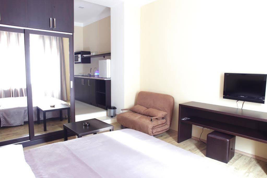 Apart Hotel GH Tbilisi Buitenkant foto