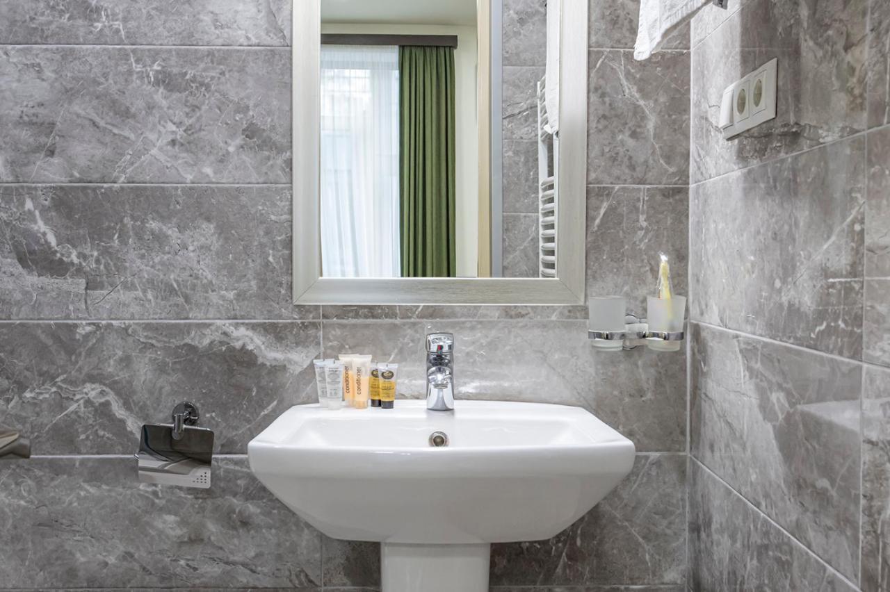 Apart Hotel GH Tbilisi Buitenkant foto