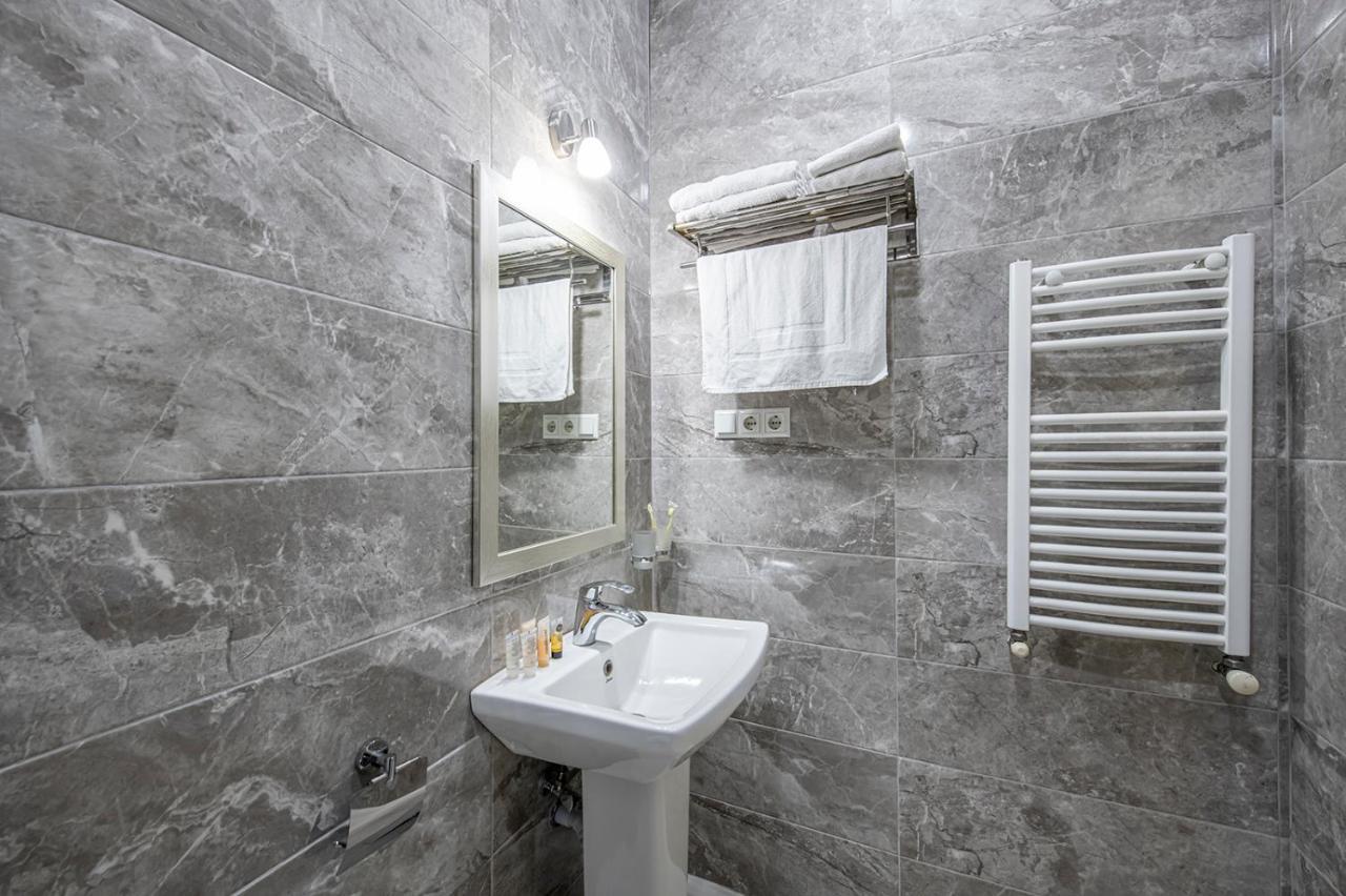 Apart Hotel GH Tbilisi Buitenkant foto